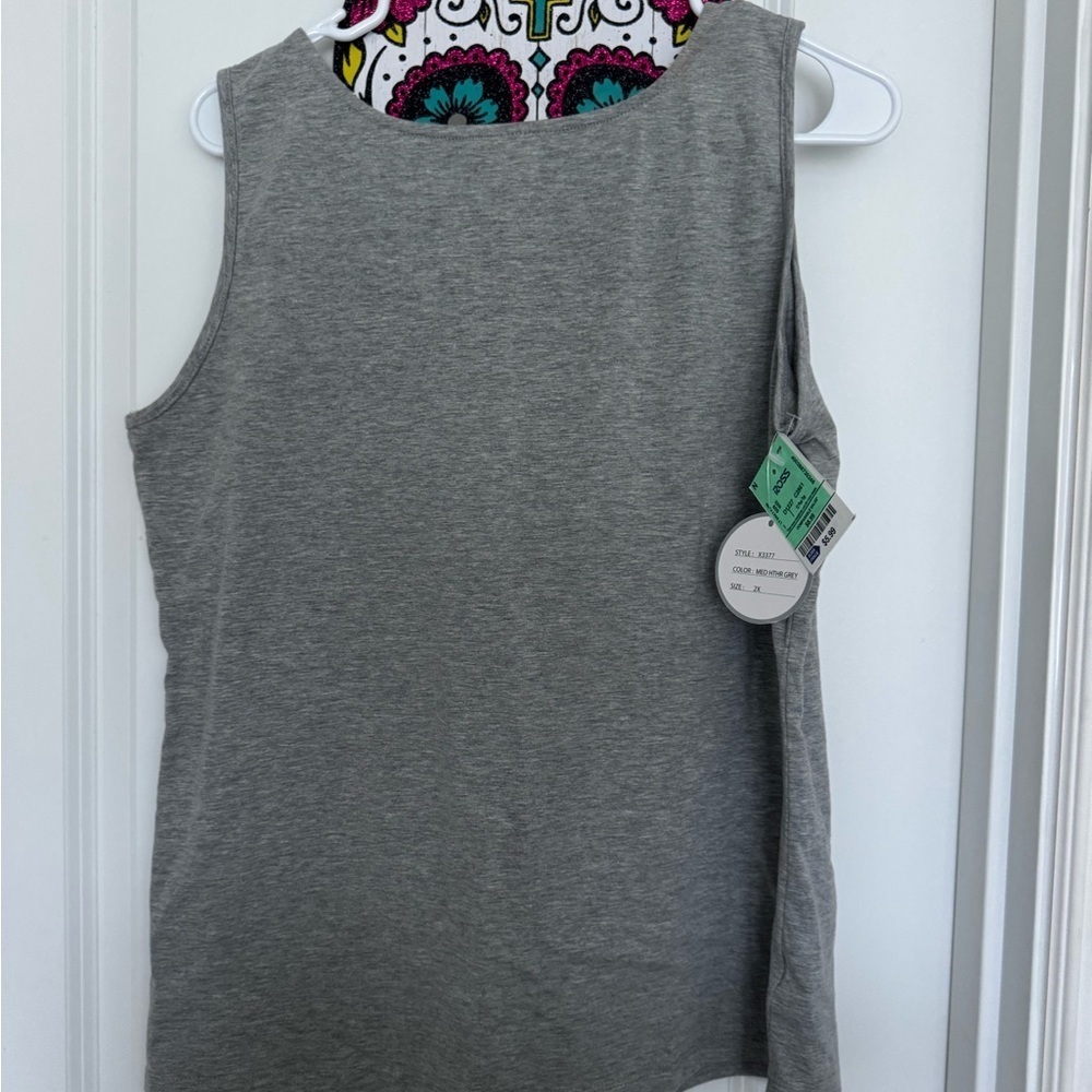 NWT Gray Sleeveless Women's Top